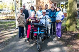 Fietsmaatjes in Loosduinen
